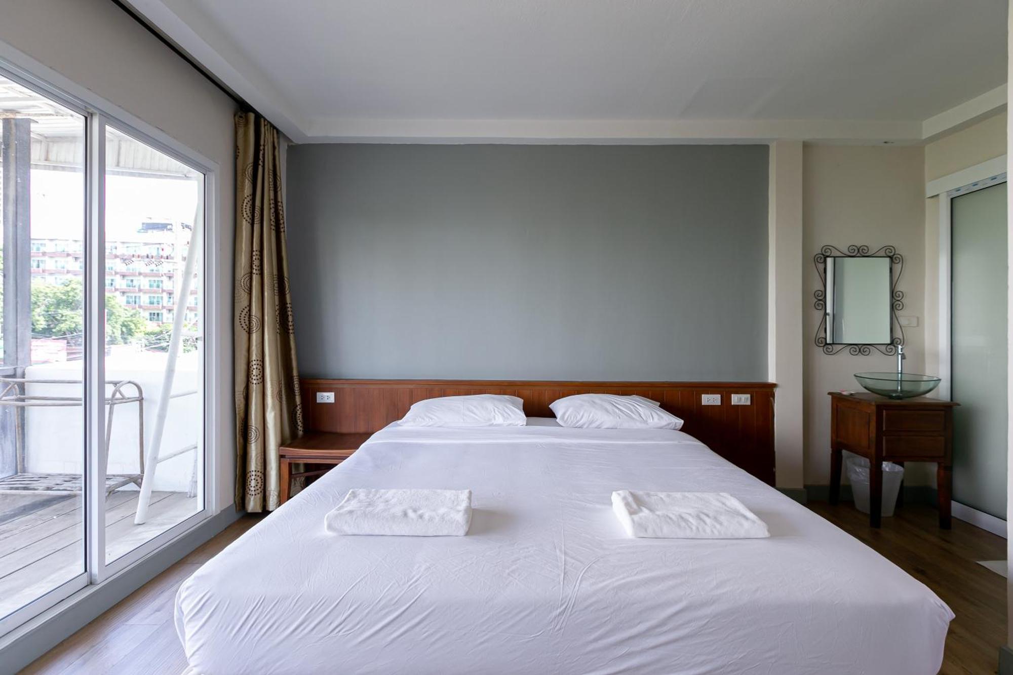 Hotel Wong Amat House Pattaya Esterno foto